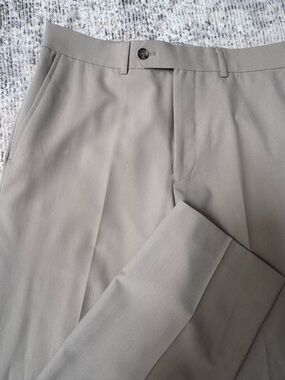 Madison Men's Classic Dress Pants - Tan